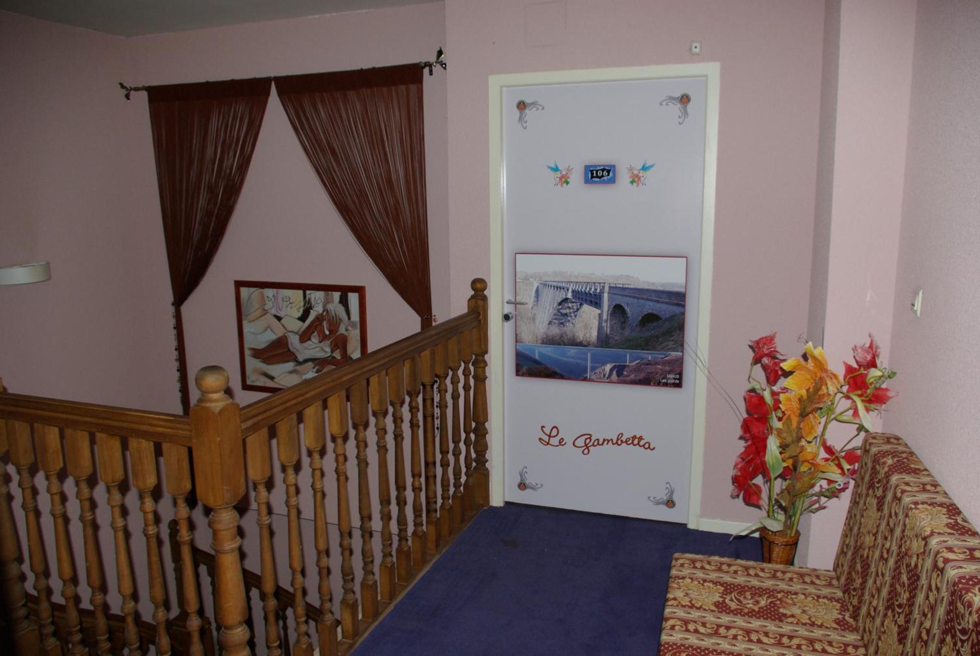 Hotel Le Gambetta Carmaux Ngoại thất bức ảnh