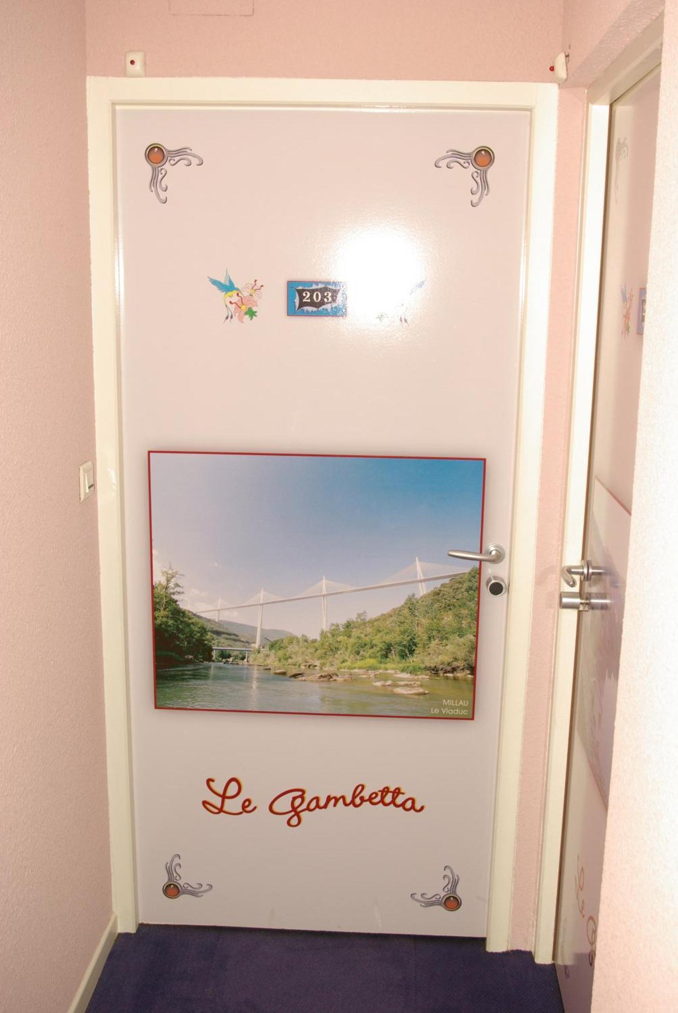 Hotel Le Gambetta Carmaux Ngoại thất bức ảnh