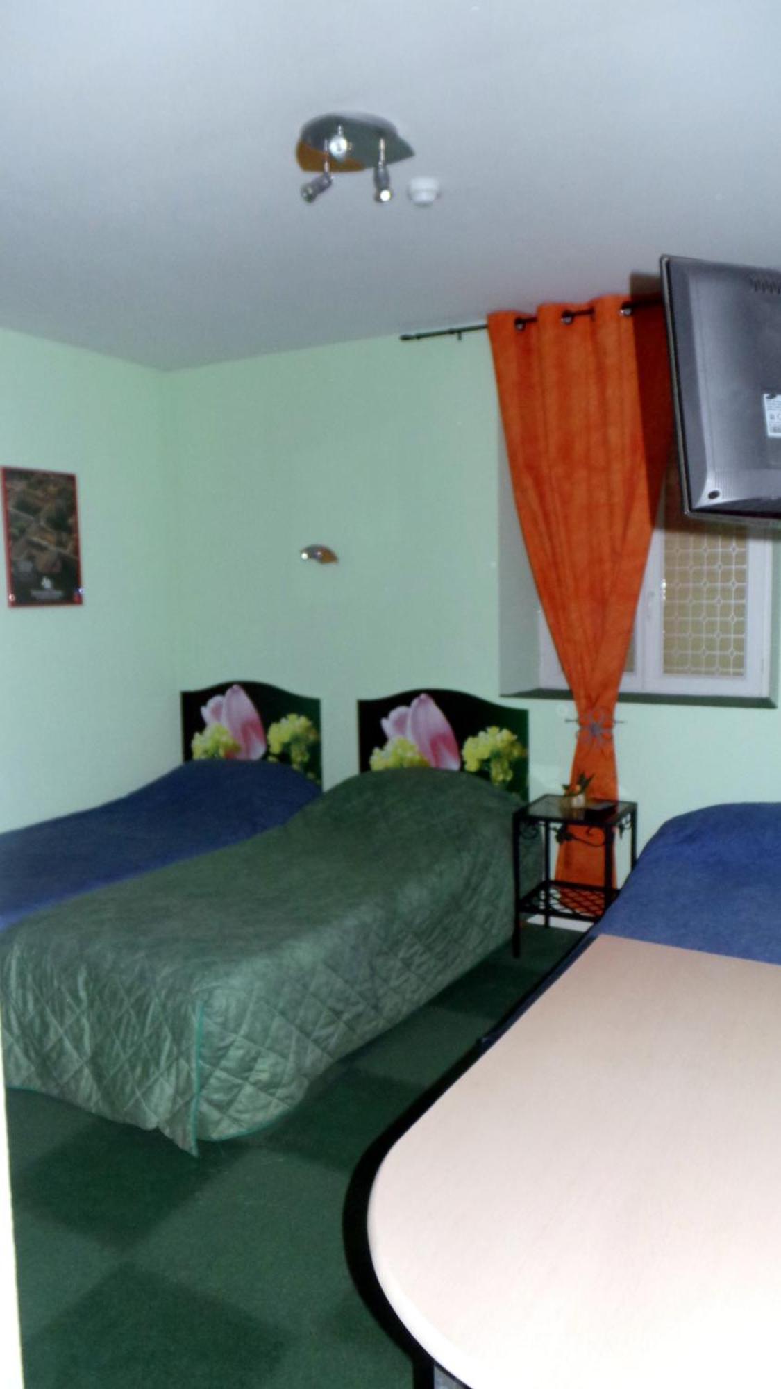 Hotel Le Gambetta Carmaux Phòng bức ảnh