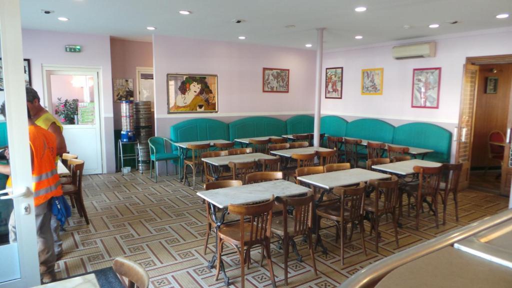 Hotel Le Gambetta Carmaux Ngoại thất bức ảnh