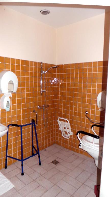 Hotel Le Gambetta Carmaux Phòng bức ảnh