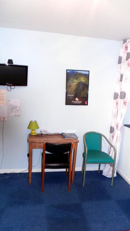 Hotel Le Gambetta Carmaux Phòng bức ảnh