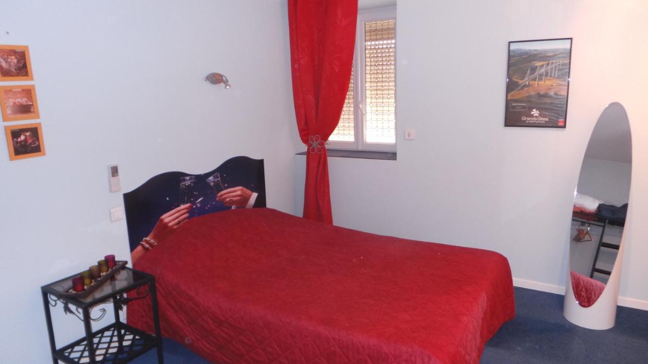 Hotel Le Gambetta Carmaux Phòng bức ảnh